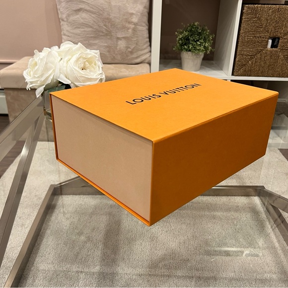 Louis Vuitton Drawer Gift Box - Picture 3 of 10
